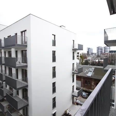 Lägenhet Comfortable And Spacious Apartment- Dmowskiego Street *